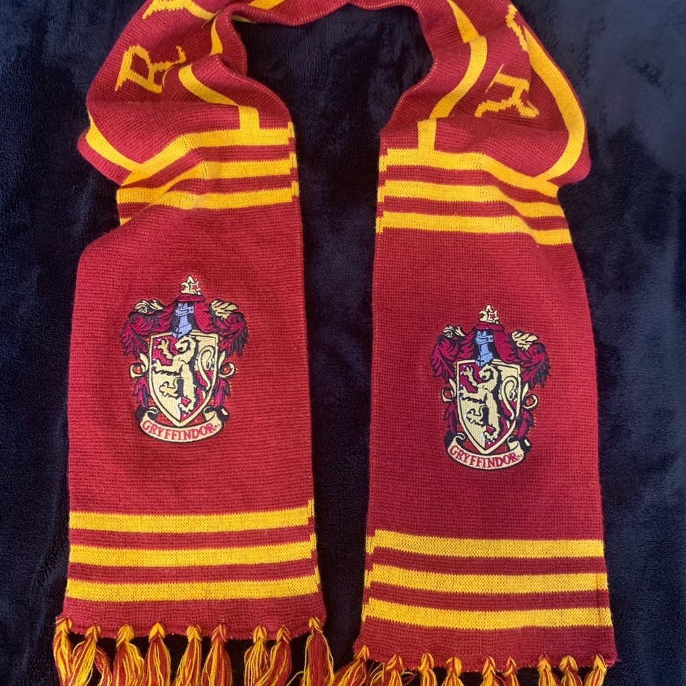 Harry Potter Gryffindor Scarf